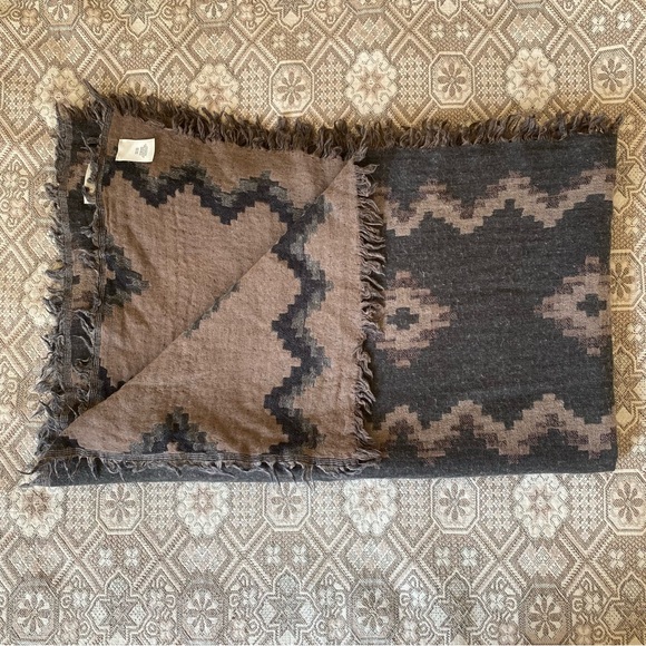 Wilfred Diamond Mosaic Wool Blanket Scarf - Picture 2 of 6